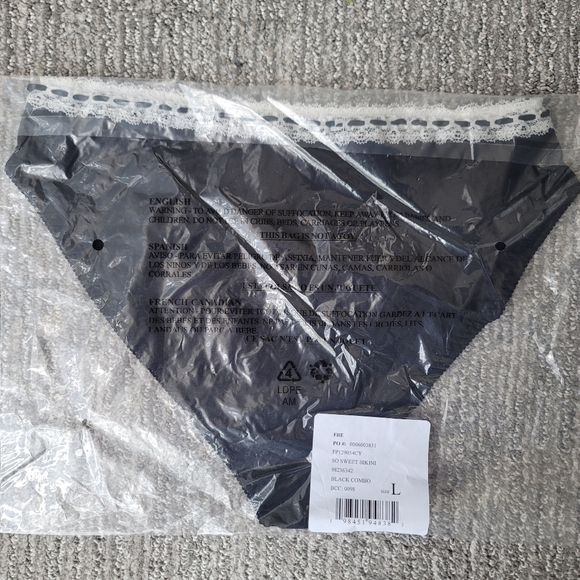 NWT Free People So Sweet Bikini, Size Large, Color Black Combo - Picture 8 of 10